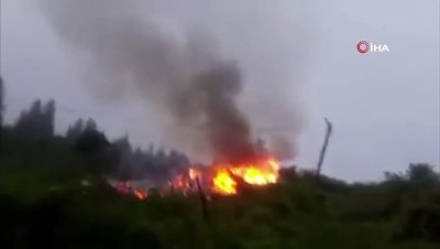 patlama ani -  Tüp patlaması sonucu köy evi kullanılamaz hale geldi Videosu