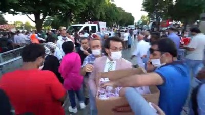 sansi -  Ayasofya-i Kebir Cami-i Şerifi gül kokusu kapladı Videosu