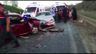 jandarma - İki otomobil çarpıştı: 6 yaralı - KOCAELİ Videosu