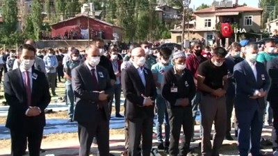 teror operasyonu -  Şehit Jandarma Uzman Çavuş Konukcu son yolculuğuna uğurlandı Videosu