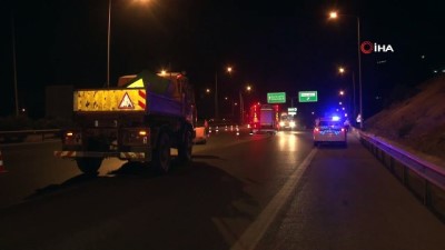 cenaze araci -  Otomobil bariyere ok gibi saplandı: 1 ölü Videosu