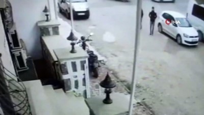 hirsiz -  Utanmaz hırsızlar güvenlik kamerasında Videosu