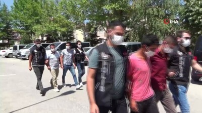 kucuk kiz -  Adliyeye sevk edilen uyuşturucu zanlısı babasına: “Baba sen nereye gidiyorsun ya” Videosu