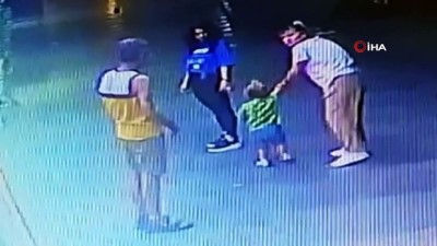 kamera -  Antalya’da 2.5 yaşındaki çocuğu kaçırma girişimi kamerada Videosu