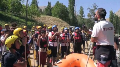 pirlanta - Bahçesaray, rafting merkezi olmayı hedefliyor - VAN Videosu