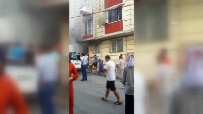 kamera - Esenyurt'taki yangında 2 kişi hayatını kaybetti (2) - İSTANBUL Videosu