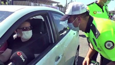pismaniye -  Denetim noktasında durdurulan sürücüler ceza beklerken pişmaniye yedi Videosu