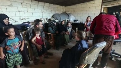 kuafor salonu - İdlib'de gönüllü kuaförler bayram öncesi çocukları sevindirdi Videosu