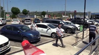 dinlenme tesisi - İstanbul-İzmir Otoyolu'ndaki dinlenme tesislerine bayramda günlük 250 bin ziyaretçi bekleniyor - BURSA Videosu