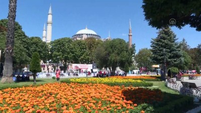 Sultanahmet meydanı bayram için temizlik çalışmaları - İSTANBUL