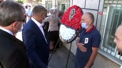  Boğularak ölen polis eşini kendi elleriyle toprağa koydu