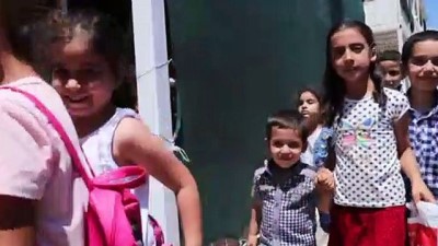bayram coskusu - Depremzedeler bayramı konteyner kentte kutluyor - ELAZIĞ Videosu