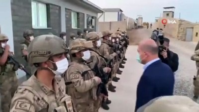  İçişleri Bakanı Soylu, Güneyçam Jandarma Karakol Komutanlığı'nda askerlerle bayramlaştı