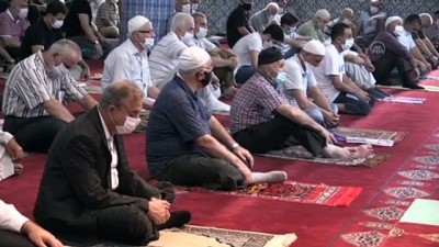 mazda - Mersin'de Kurban Bayramı namazı Videosu