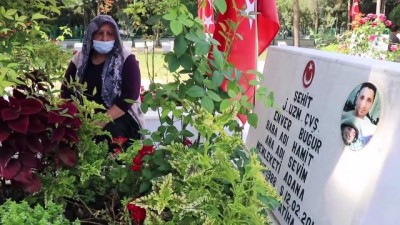 Şehitliklerde hüzünlü bayram - ADANA