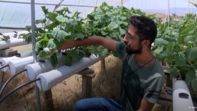 Tuncelili öğrenci topraksız tarımda bölgede öncü olmak istiyor