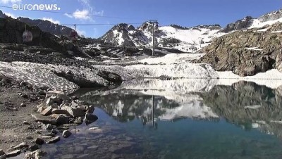 euro - İtalyan Alpleri’nde pembe kar şaşkınlığı Videosu