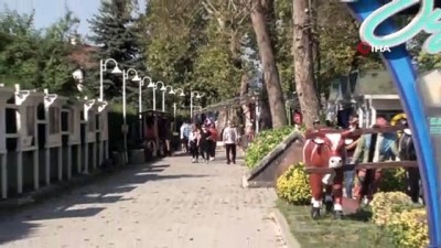 bisiklet -  Bayram tatilini fırsat bulan vatandaşlar Sapanca Gölü’ne akın etti Videosu