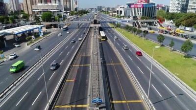 trafik yogunlugu -  Bayramın ikinci gününde yollar boş kaldı Videosu