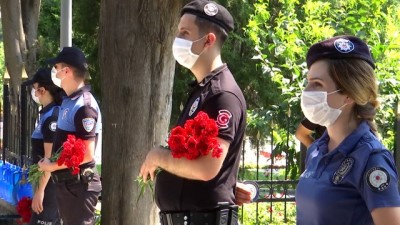 sehit yakinlari - İstanbul İl Emniyet teşkilatından Polis Şehitliği'ne bayram ziyareti - İSTANBUL Videosu