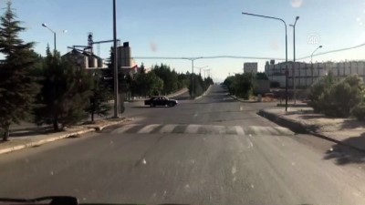 kamera - Karaman'da caddelerde drift yapan sürücü kameralara yansıdı Videosu