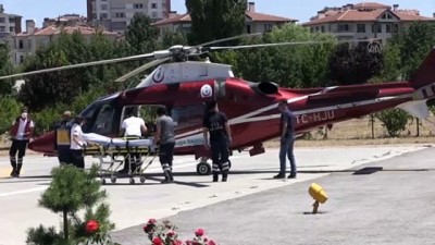 helikopter - Otomobil devrildi: 1 ölü, 3 yaralı - KAYSERİ Videosu