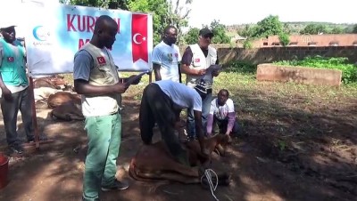 ramazan ayi - Türkiye'den Mali'deki ihtiyaç sahiplerine kurban yardımı - MALİ Videosu