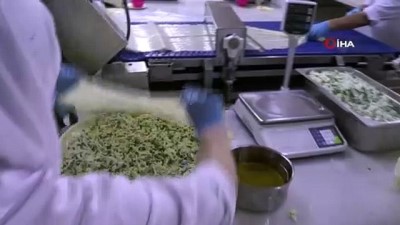 pekmezli -  Civil peynir, göğermiş peynir ve kadayıf dolmasından sonra su böreği de tescillendi Videosu