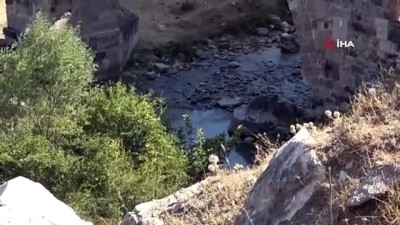 mescid -  Kemerinde 'mescit' bulunan 7 asırlık köprü Videosu