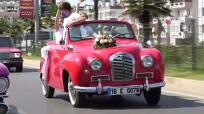 klasik otomobil -  En havalı düğün alayı Videosu