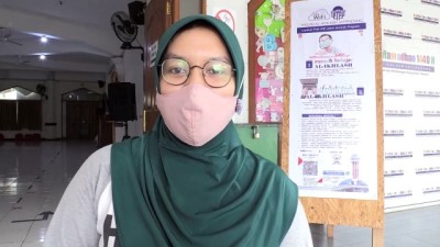 ucretsiz internet - Endonezya'da bir cami öğrencilere ücretsiz internet erişimi sağlıyor - CAKARTA Videosu