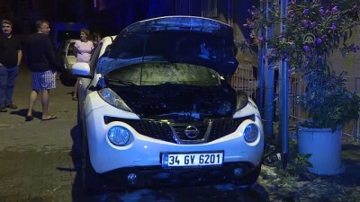 osmanpasa - İstanbul’da park halindeki araç alev aldı Videosu