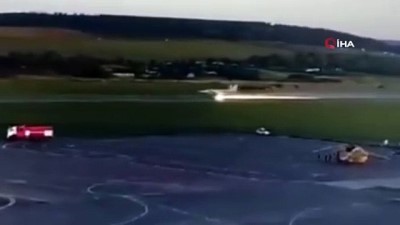  - Rusya'da savaş uçağının tekeri koptu