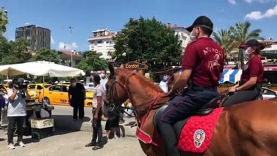 Atlı polisler Bostancı sahilinde denetim yaptı - İSTANBUL