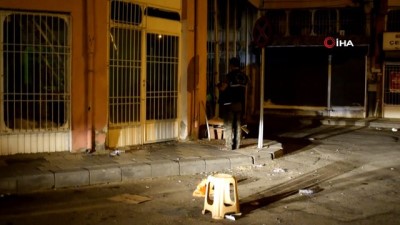bicakli kavga -  Malatya'da silahlı bıçaklı kavga: 3 yaralı Videosu