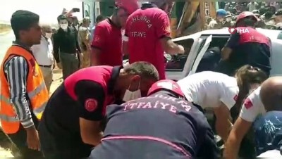 sulama kanali -  Sulama kanalına devrilen otomobildeki cesetler çıkartıldı Videosu