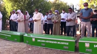 sparta - Sulama kanalına devrilen otomobile düşerek hayatını kaybeden 3 kardeşin cenazesi - ŞANLIURFA Videosu