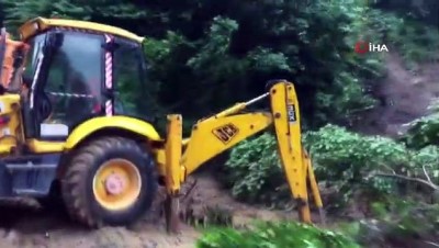 siddetli yagis -  Trabzon’un Of ilçesinde şiddetli yağış Videosu