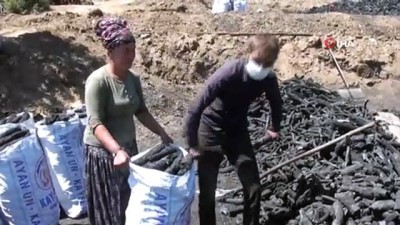 mangal komuru -  Yozgat’ta mevsimlik işçilerin zorlu ‘mangal kömürü’ mesaisi Videosu