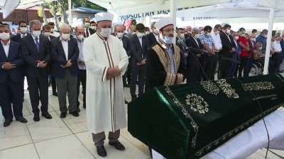 AK Parti Grup Başkanvekili Akbaşoğlu'nun babası son yolculuğuna uğurlandı - İSTANBUL