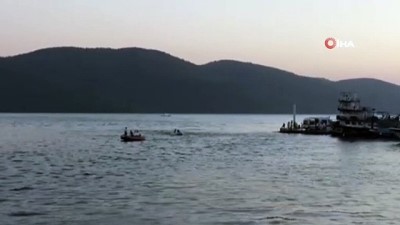  Akyaka’da boğulma...Denize giren 3 arkadaştan birisi Azmaktan gelen su akıntısına kapılarak yaşamını yitirdi
