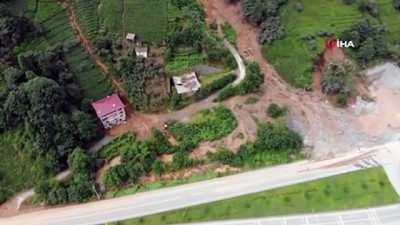  Trabzon'un Of ve Hayrat ilçelerindeki selden en fazla zararı çay bahçeleri gördü