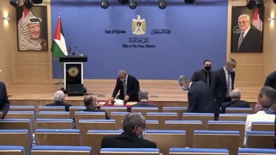 yanilsama - Filistin Başbakanı: 'BAE-İsrail normalleşme anlaşması Arap mutabakatından açıkça sapmaktır' - RAMALLAH Videosu