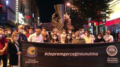  Marmara Depremi’nde hayatını kaybedenler Avcılar’da anıldı