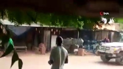 istifa -  - Askeri hareketliliğin sürdüğü Mali'de Devlet Başkanı Keita alıkonuldu Videosu