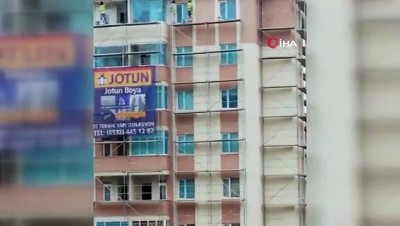 insaat iscileri -  Ataşehir'de inşaat işçilerinin tehlikeli çalışması kamerada Videosu