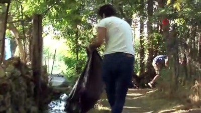 kirikli -  Mazıdağı'nda bisiklet grubundan örnek davranış Videosu