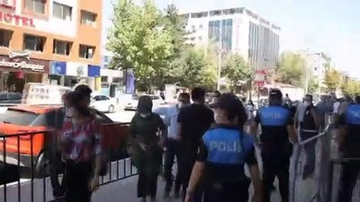 kiraathane - Van polisi, iş yerlerinde Kovid-19 denetimi yaptı Videosu