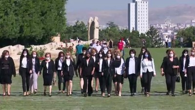 uygarlik - CHP Kadın Kolları Başkanı Nazlıaka, Anıtkabir'i ziyaret etti - ANKARA Videosu