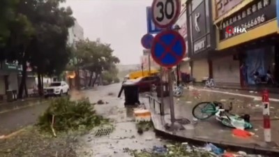 siddetli yagis -  - Çin’i Higos tayfunu vurdu Videosu